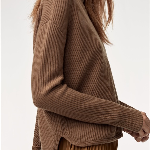 Babaton Aritzia Chalmers Sweater in Scarab Green - Picture 6 of 8